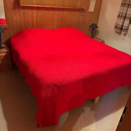 Caziela 49 Apartamento *